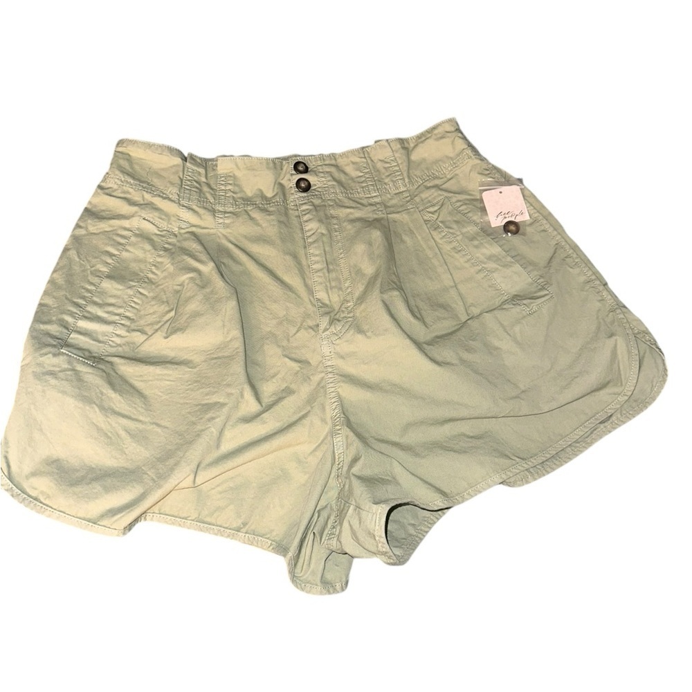 NWT Free People Billie Chino Shorts​​
